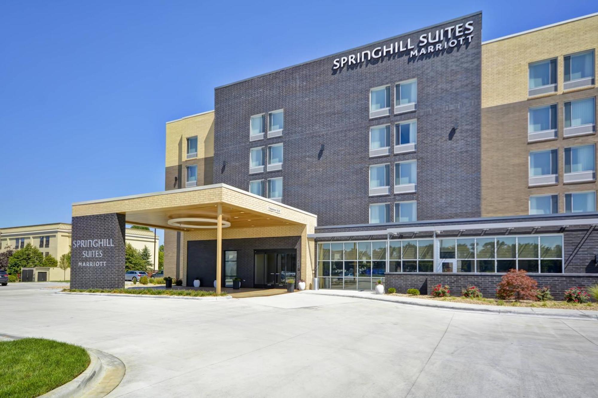 Springhill Suites By Marriott Cincinnati Blue Ash Exterior foto